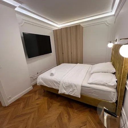 Private - Champs-elysees 公寓