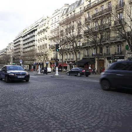 Private - Champs-elysees