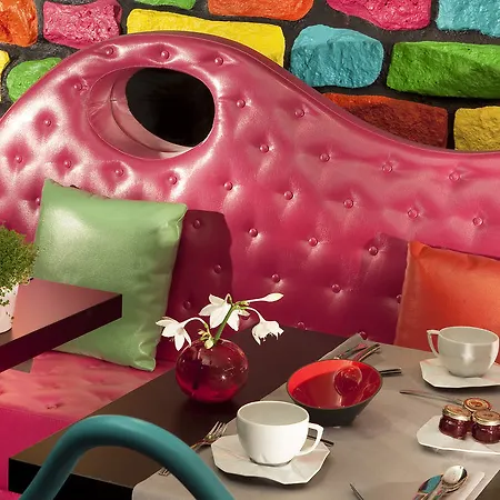 Private - Champs-elysees * פריז