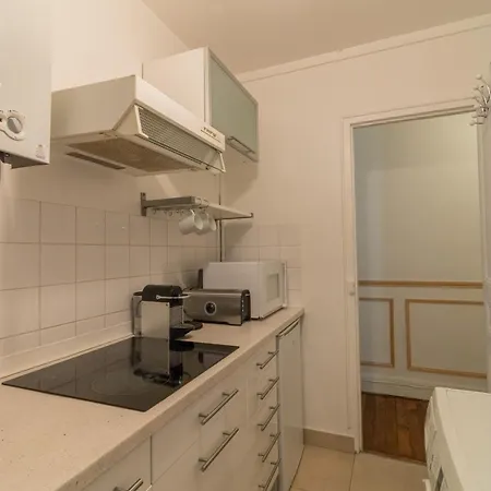 Private - Champs-elysees *