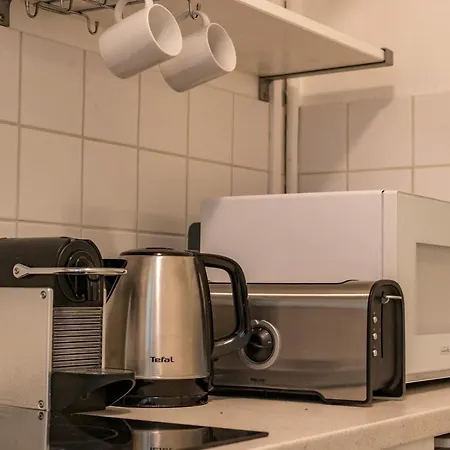 Private - Champs-elysees *