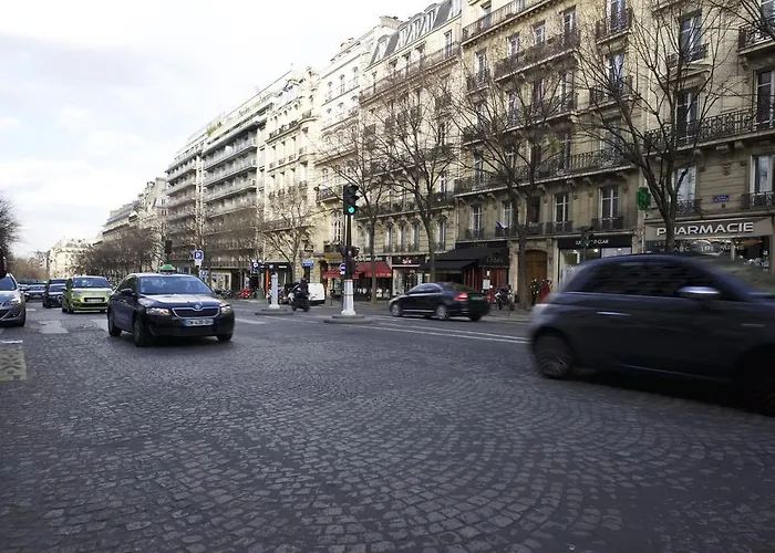Private - Champs-elysees